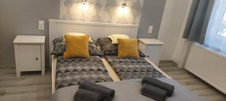 Pompar Belvarosi Apartman سيغيد المظهر الخارجي الصورة